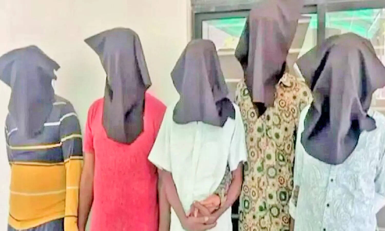 அம்பானி வீட்டுத் திருடர்கள்