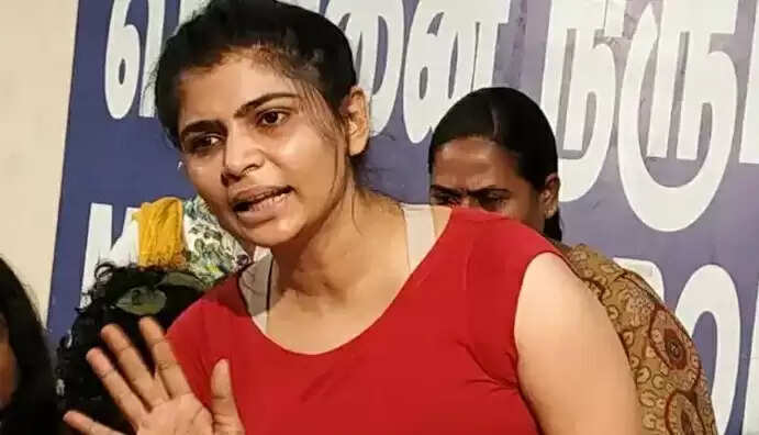 சின்மயி 