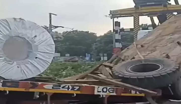 சரக்கு லாரி