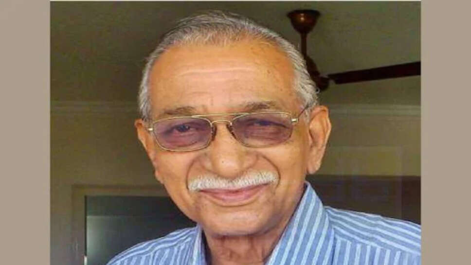 நெடும்புரம் கோபி