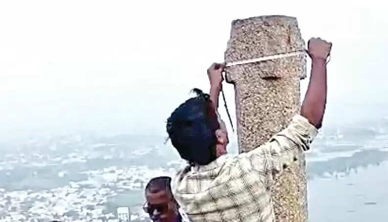 திருப்பரங்குன்றம் தீபத்தூண் தொல்லியல் துறை