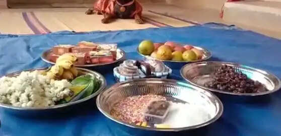 வரிசைத் தட்டு