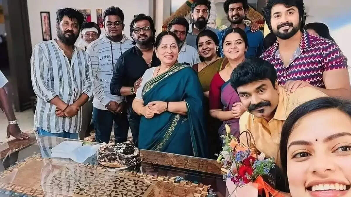 எதிர்நீச்சல் திருச்செல்வம்