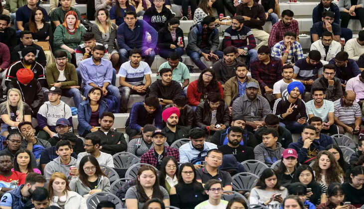 கனடா மாணவர்கள்