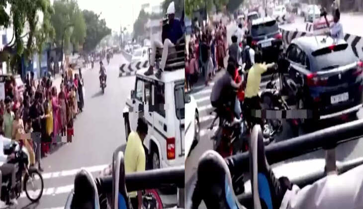 &nbsp;ஜஸ்ட் மிஸ்... தவெக பூத் கமிட்டி மாநாட்டுக்கு சென்ற போது தொண்டரின் பைக் கவிழ்ந்து கோர விபத்து!