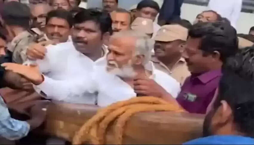 சேகர்பாபு