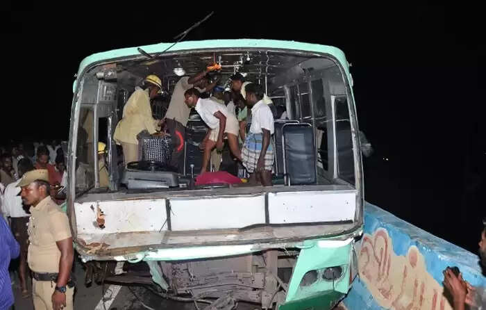 பேருந்து விபத்து