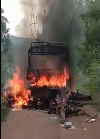 ஆட்டோ தீ விபத்து