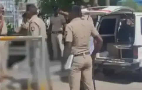 நெல்லை போலீசார்