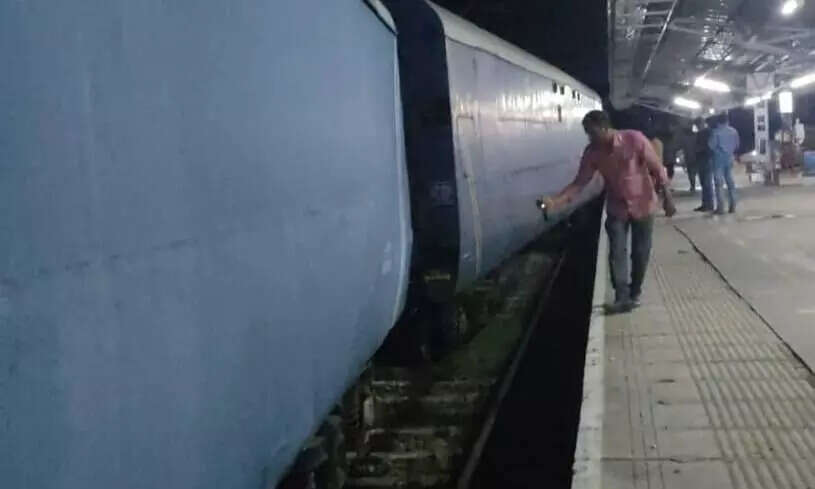 ரயில் விபத்து