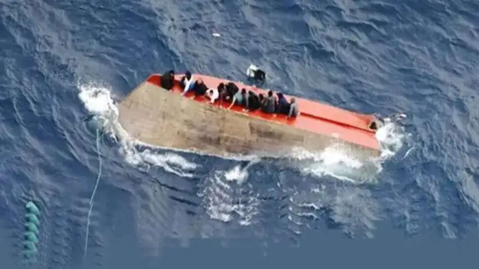 படகு கவிழ்ந்து