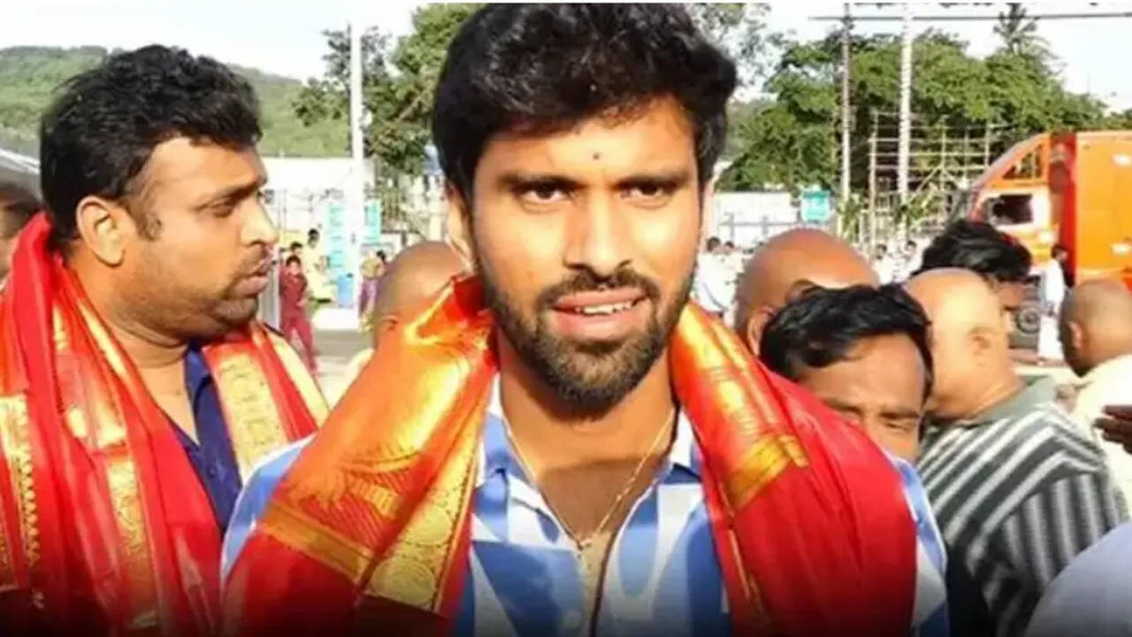 திருப்பதியில் கிரிக்கெட் வீரர் வாஷிங்டன் சுந்தர் சாமி தரிசனம்... வைரல் வீடியோ!
