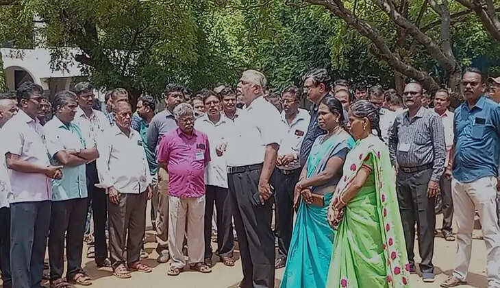 ஆசிரியர்கள் போராட்டம்