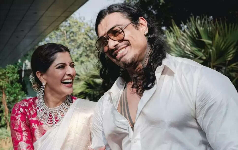 நடிகை வரலட்சுமி