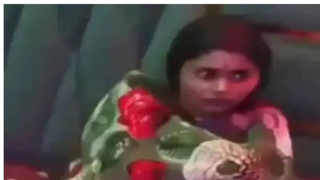 அதிர்ச்சி... திருமணமான 45 நாட்களில் கணவருக்கு தூக்கமாத்திரை கொடுத்துவிட்டு கள்ளக்காதலில் ஈடுபட்ட மனைவி !