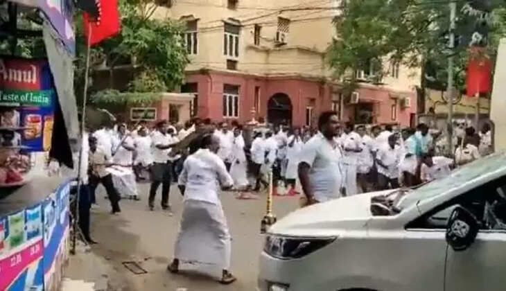 அதிமுக தலைமை