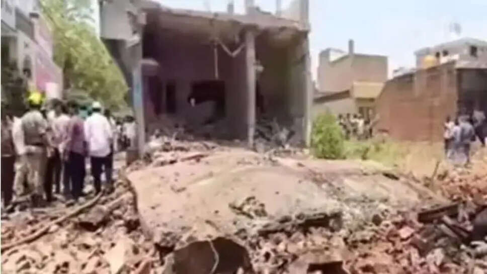 சிலிண்டர் வெடித்து