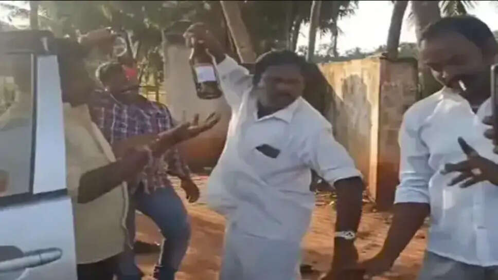 தஞ்சை எம்.எல்.ஏ. விஜய் சரவணன்
