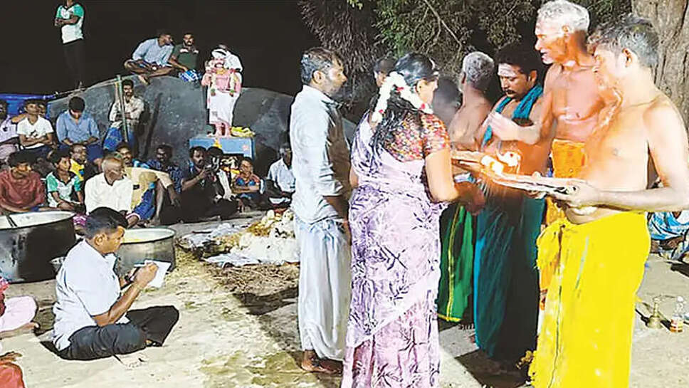 முருகன் எலுமிச்சைப்பழம் கோவில் ஏலம்