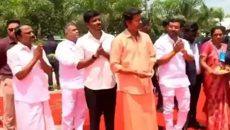 விஜய்