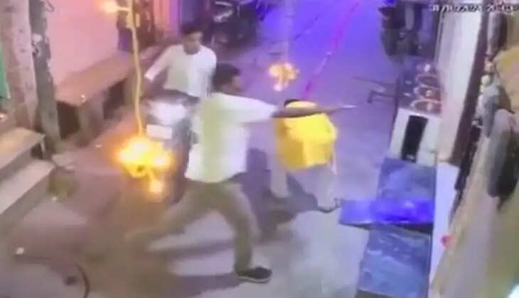 அதிர்ச்சி... மகன் கண் எதிரே தந்தை சுட்டுக் கொலை... 2 பேர் பலி; டெல்லியில் பரபரப்பு!