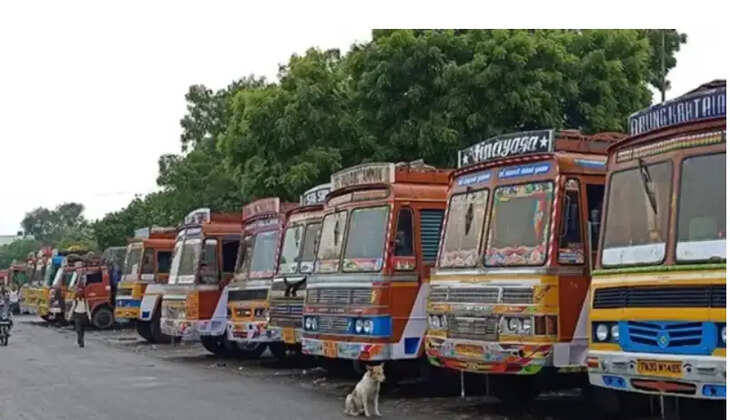 லாரி