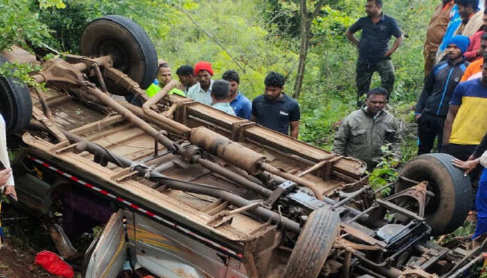 விபத்து 7 பேர் பலி