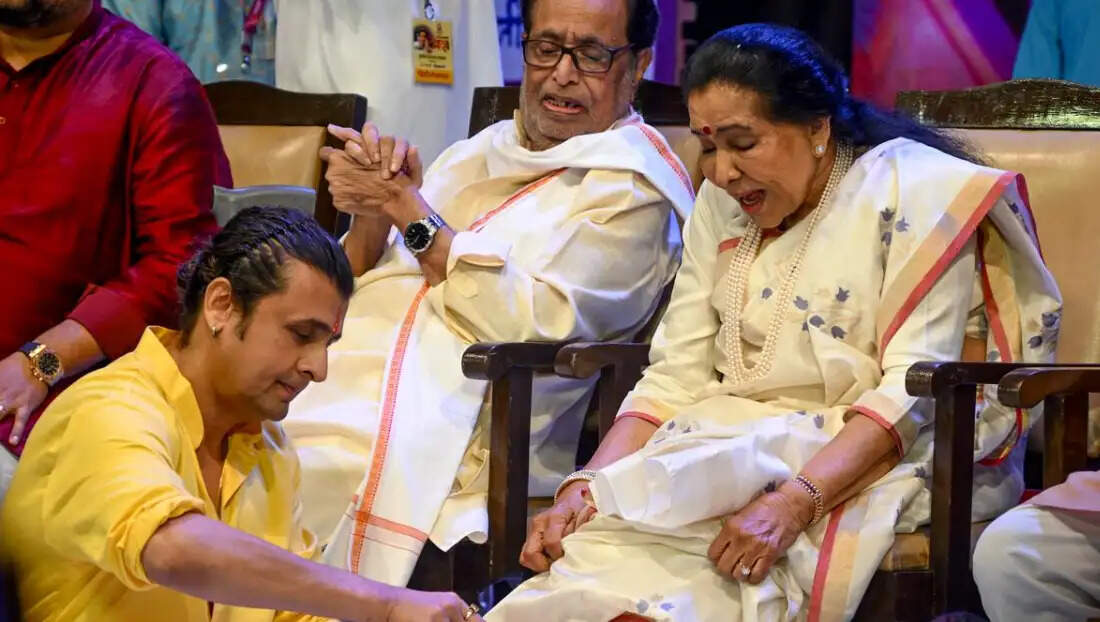 ஆஷா போஸ்லே