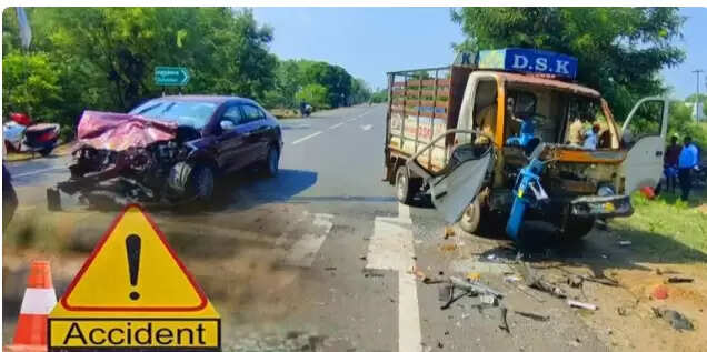 தனியார் பேருந்து விபத்து