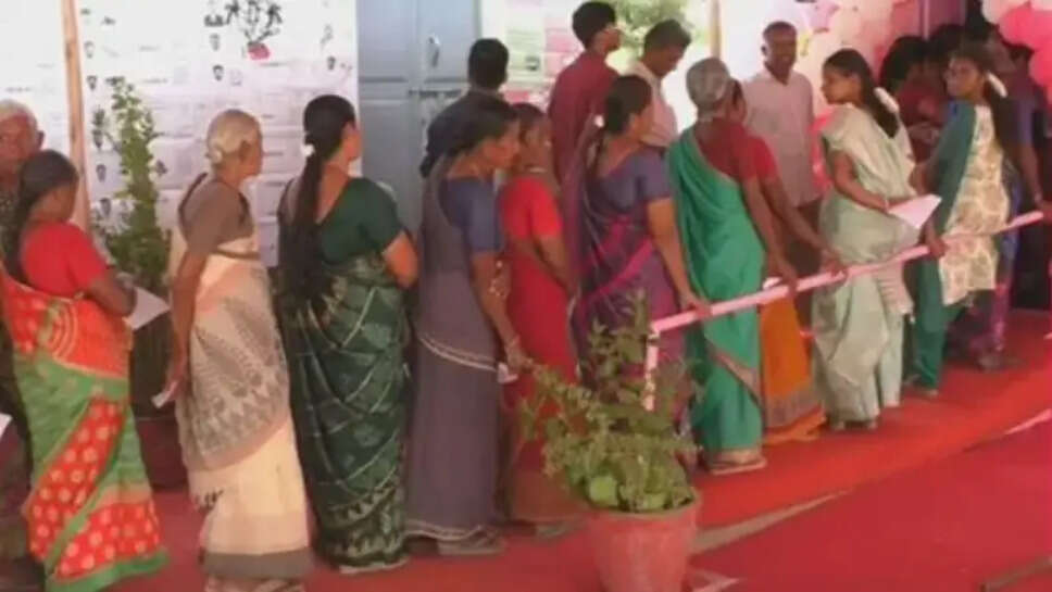 வாக்காளர்கள் மகளிர் பெண்கள்