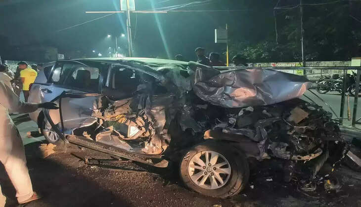 கார் விபத்து