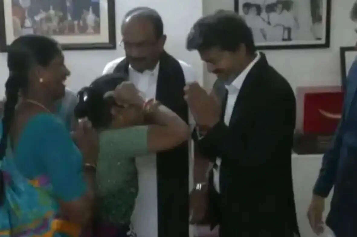 விஜய்