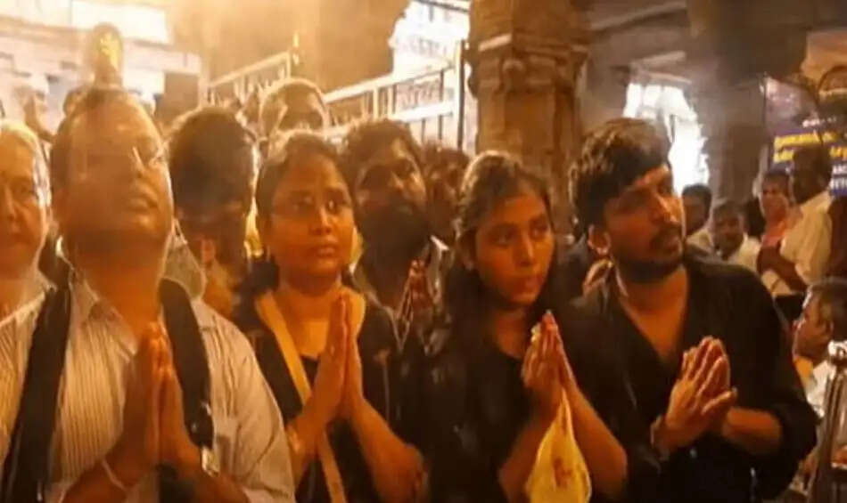 திருநள்ளாறு கோயில் கோவில் தரிசனம் சனிப்பெயர்ச்சி பெயர்ச்சி வழிபாடு