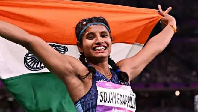 ஆசிய நீளம் தாண்டுதல் வெள்ளி அன்ஸி சோஜன்