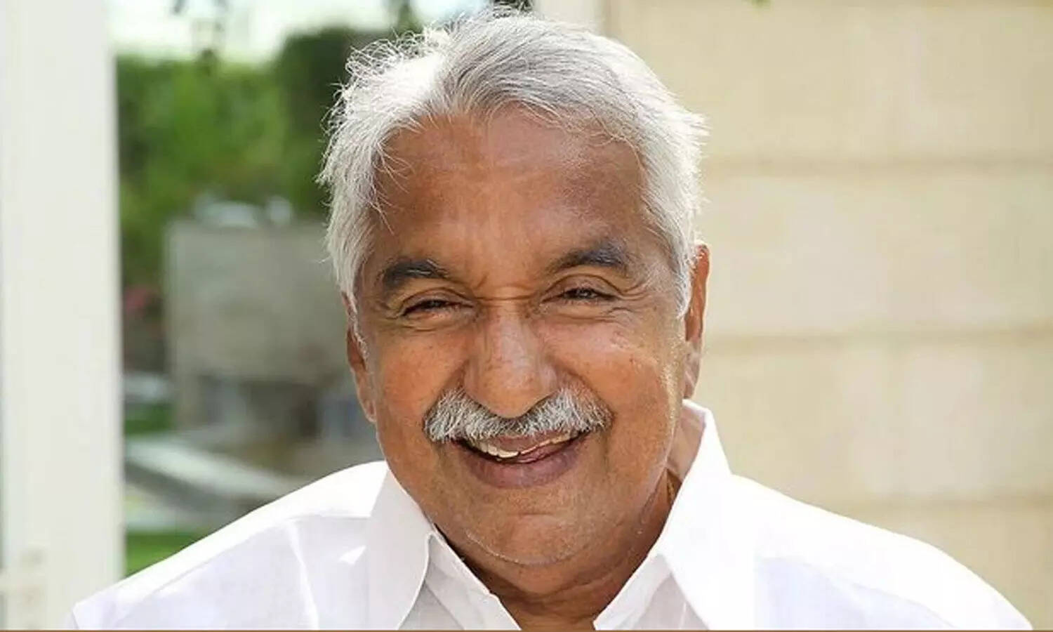 உம்மன் சாண்டி