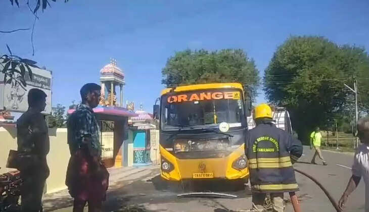 பள்ளிப் பேருந்து