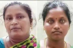 4 இளம்பெண்கள்