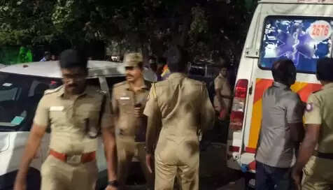 மருத்துவமனை போலீஸ்