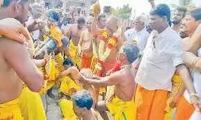 கரூர் ஸ்ரீ மகாலட்சுமி கோயில் தேங்காய்