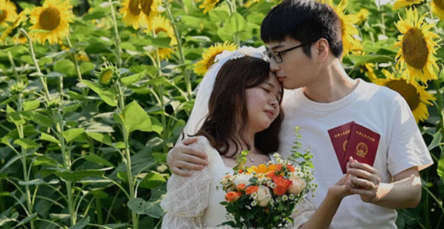 அட்ரா சக்க!! புதுசா கல்யாணம் ஆனவங்களுக்கு 30 நாட்கள் சம்பளத்துடன் லீவு!!