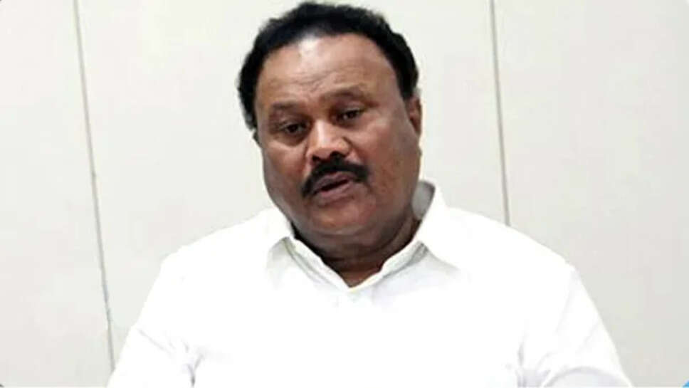 திண்டுக்கல் சீனிவாசன்