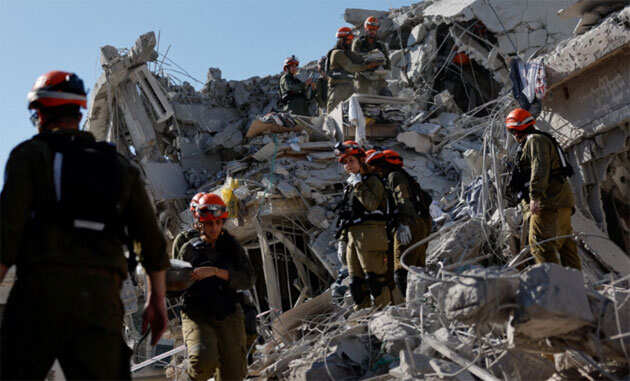 மத்திய கிழக்கில் போர்ப் பதற்றம் அதிகரிப்பு... ஈரான் பாதுகாப்பு அமைச்சகம் மீது இஸ்ரேல் தாக்குதல்!