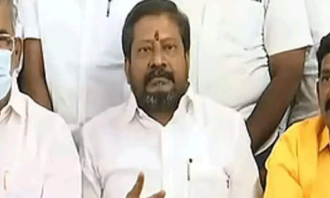 “அரசியலில் இருந்து மொத்தமாக விலகுகிறேன்..” குன்னம் ராமச்சந்திரன் அறிவிப்பு.. தொண்டர்கள் அதிர்ச்சி!