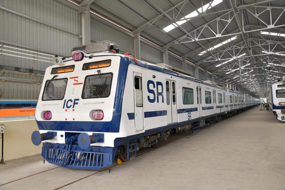 சூப்பர்... 110 கிமீ வேகத்தில் சென்னைக்கான முதல் ஏசி மின்சார ரயில் ...!