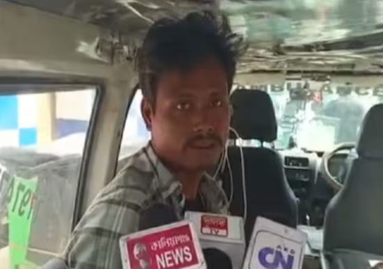 ஆம்புலன்சுக்கு கொடுக்க கூட பணமில்லையே!! குழந்தையின் சடலத்துடன் பொதுப்பேருந்தில் ஏறிய தந்தை!! தொடரும் அவலங்கள் !!