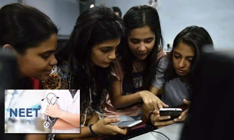 கடுமையான கட்டுப்பாடுகளுடன் நாடு முழுவதும் இன்று நீட் தேர்வு!
