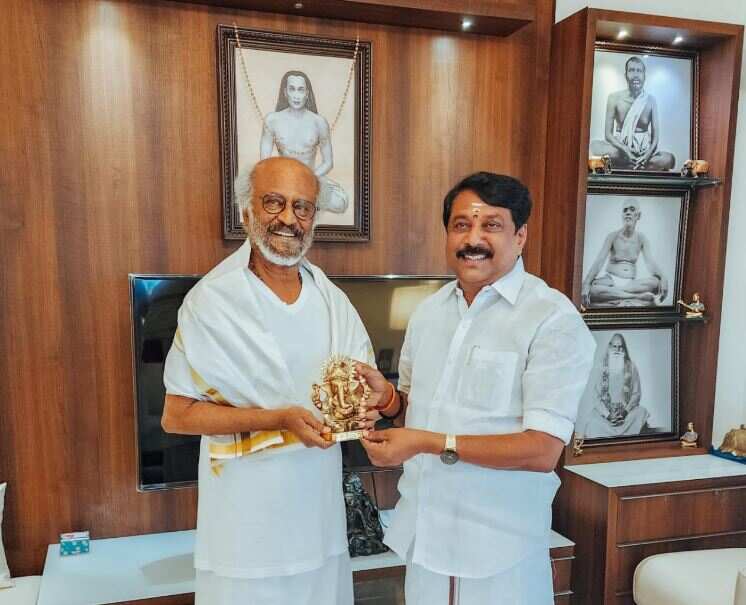 நடிகர் ரஜினிகாந்துடன் பாஜக நயினார் நாகேந்திரன் சந்திப்பு!