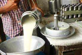 பால், தயிர் விலை மீண்டும் உயர்வு! இல்லத்தரசிகளுக்கு அடுத்த அதிர்ச்சி!