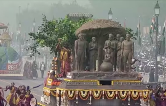 குடியரசு தின விழா கொண்டாட்டத்தில் தமிழ்நாடு அலங்கார ஊர்திக்கு 3வது இடம்...!