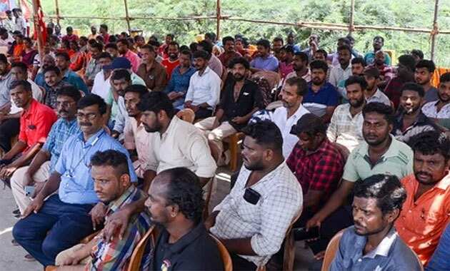 தூத்துக்குடி அனல்மின் நிலைய ஒப்பந்த ஊழியா்கள் தொடா் வேலைநிறுத்தப் போராட்டம்!